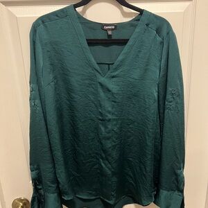 Express Green Relaxed Blouse with Long Sleeves